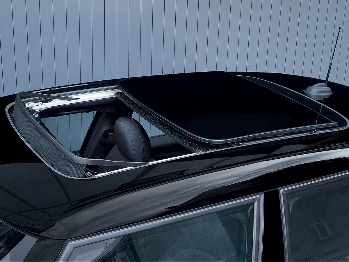 Toit ouvrant panoramique en verre